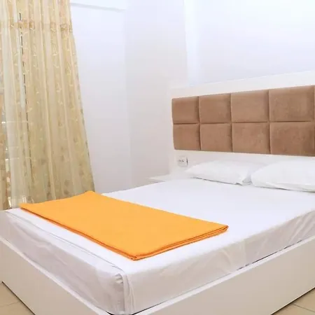 Apartment Luxurious In *